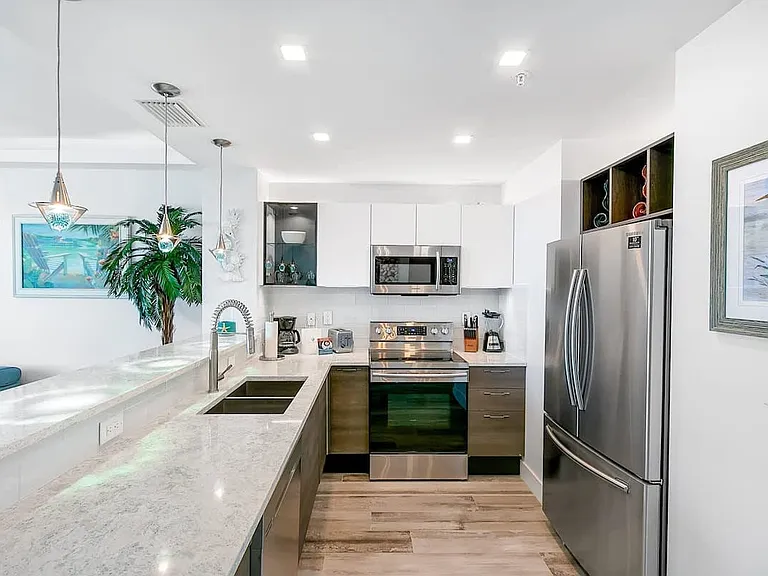 202 Ivory Coral Ln — Photo 9