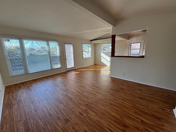 2nd image of 5032 Scott St