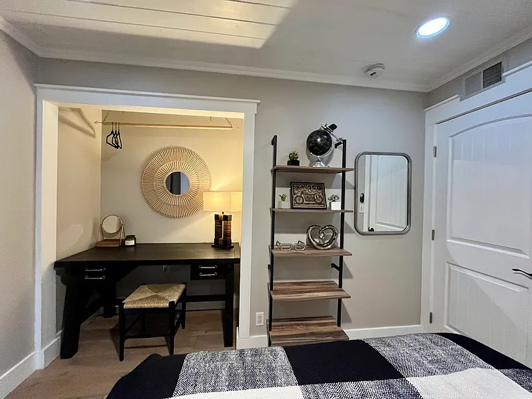 8502 Sandy Hook Dr — Photo 25