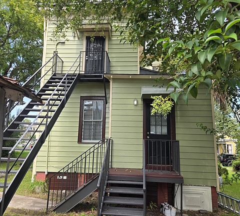 3rd image of 505 E 33rd St