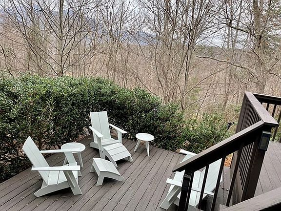 Deck for entertaining