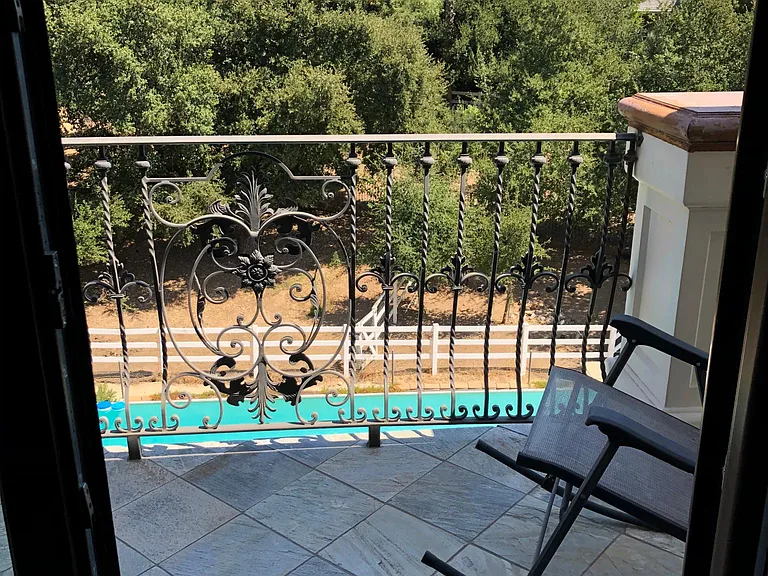 Hackamore Ln — Photo 9