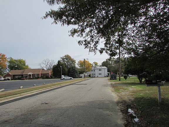 4th image of 1704 Grant St