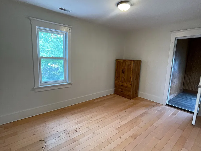 50 Middle St #2 — Photo 21