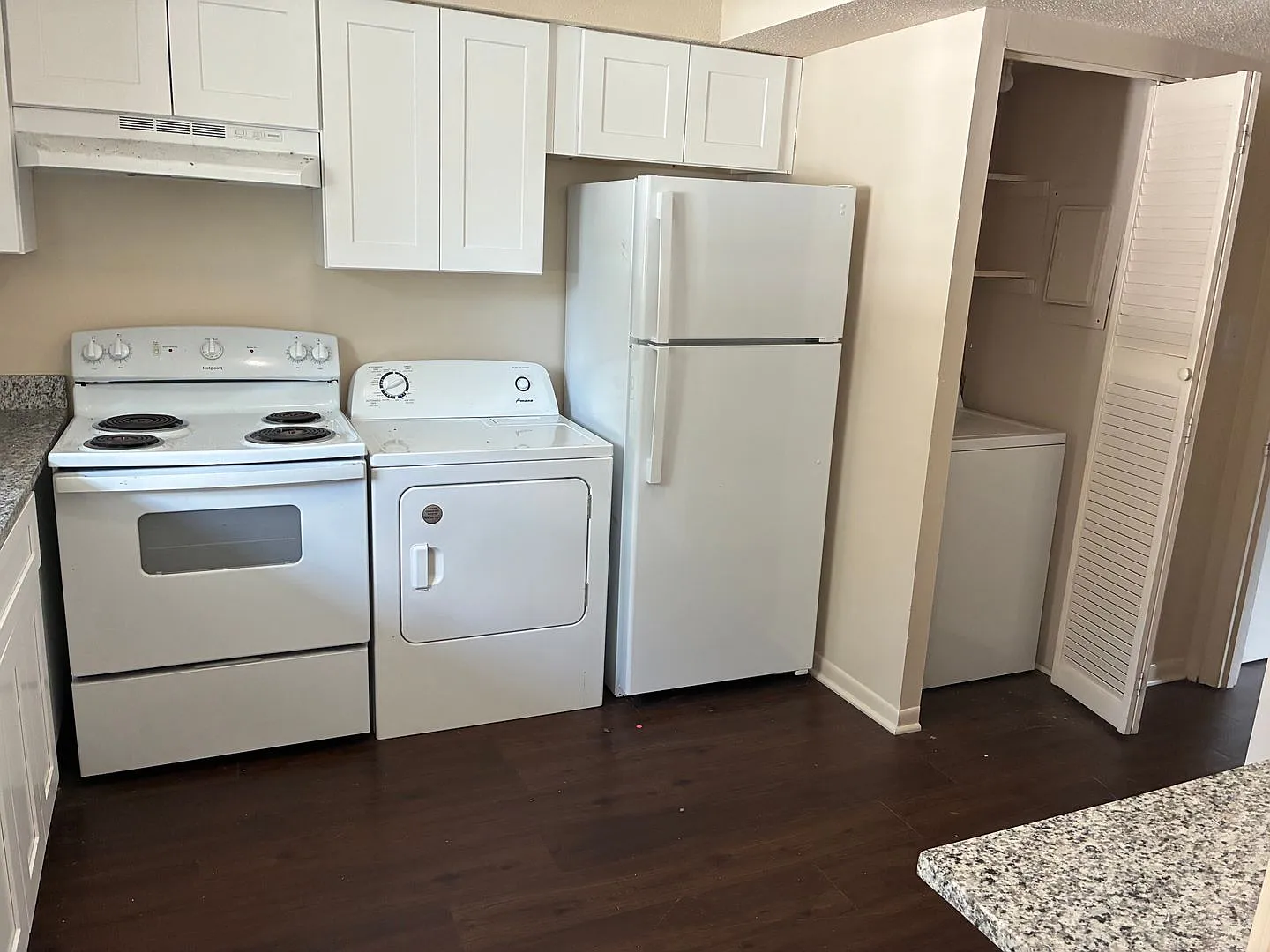 2359 Champion Ct ~ 3 Bedroom / 2.5 Bathroom ~ Close NCSU Campus — Photo 3