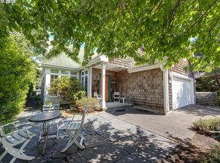 584 3rd St S, Manzanita, OR 97130