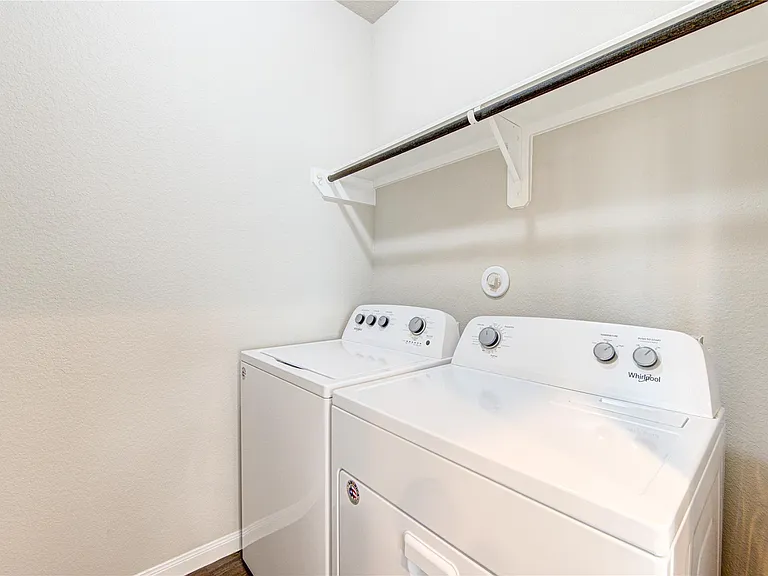 3707 W Alessano Ln — Photo 43