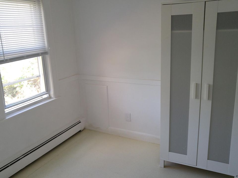 1st image of 145 Warren Ave #2