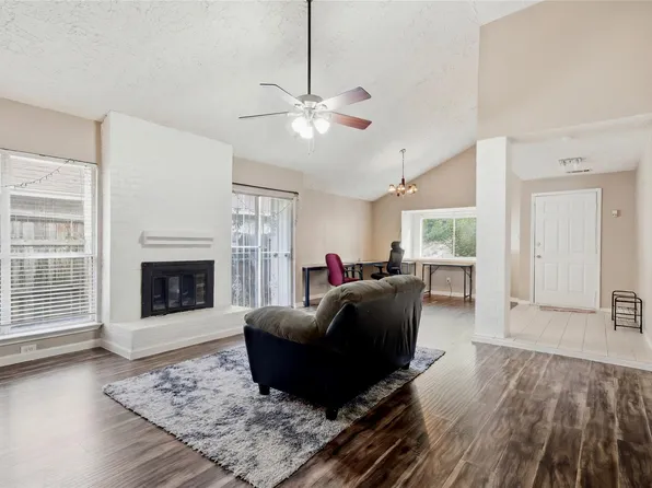 11747 Yearling Dr, Houston, TX 77065