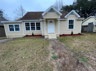 2009 Magnolia St, Liberty, TX 77575