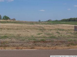 4182 W Oak Grove Rd, Hernando, MS 38632