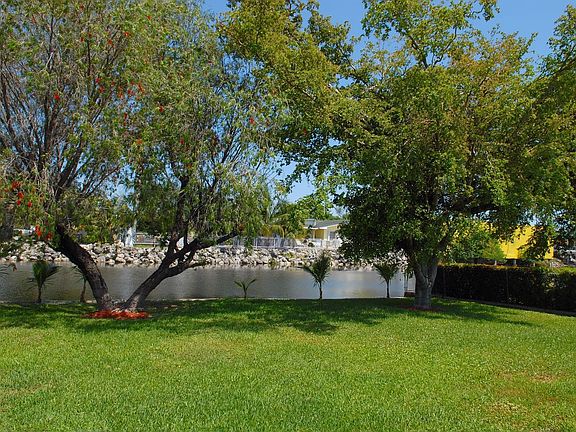 2nd image of 13575 S Biscayne River Dr
