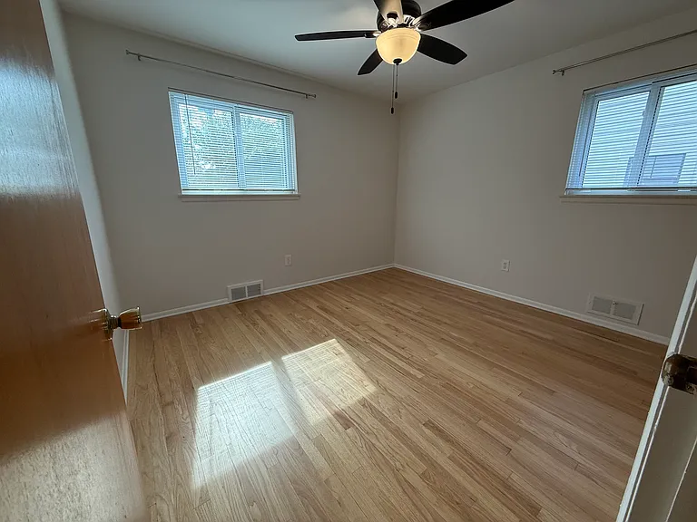 3016 Harvard Rd — Photo 10