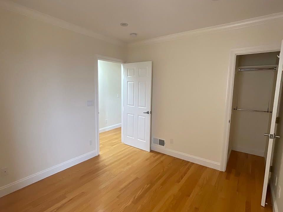 2nd image of 173 Harold Ave