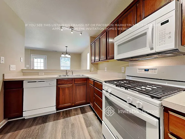 5228 Silabert Ave — Photo 8