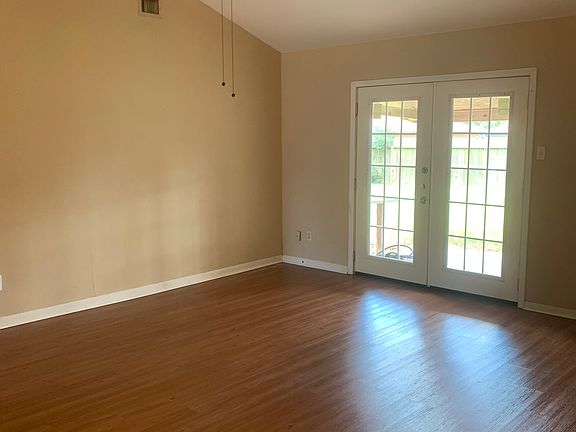 5th image of 11905 Chamizal St