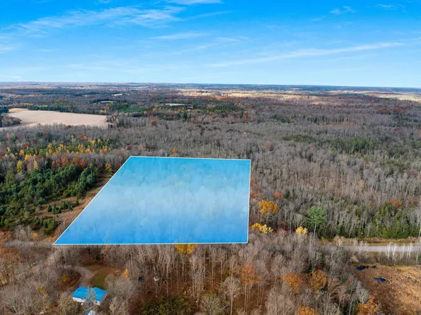 Mo He Con Nuck Rd, Bowler, WI 54416