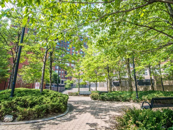 77 Park Avenue image 46 of 55