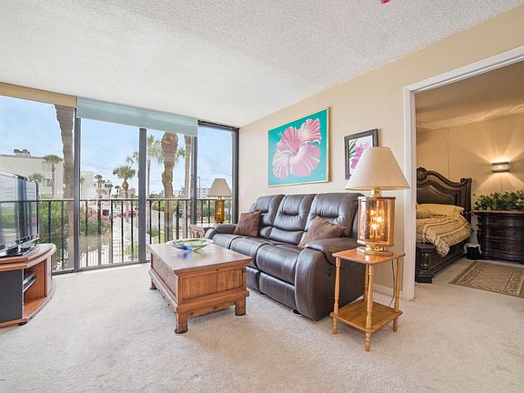 2nd image of 2467 S Washington Ave #211