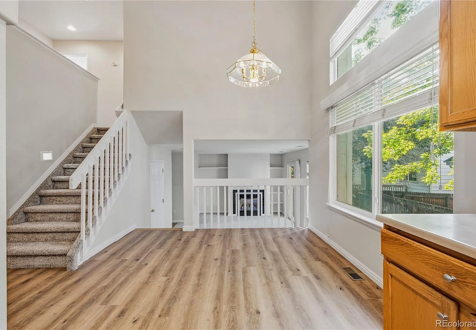 3 bed, 2.5 bath, 1422 sqft, $3,000 — Photo 1