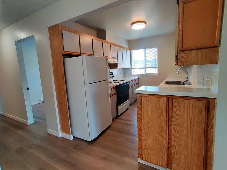 705 State Ave N #7D — Photo 4