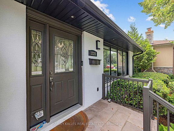 4th image of 1228 Pallatine Dr