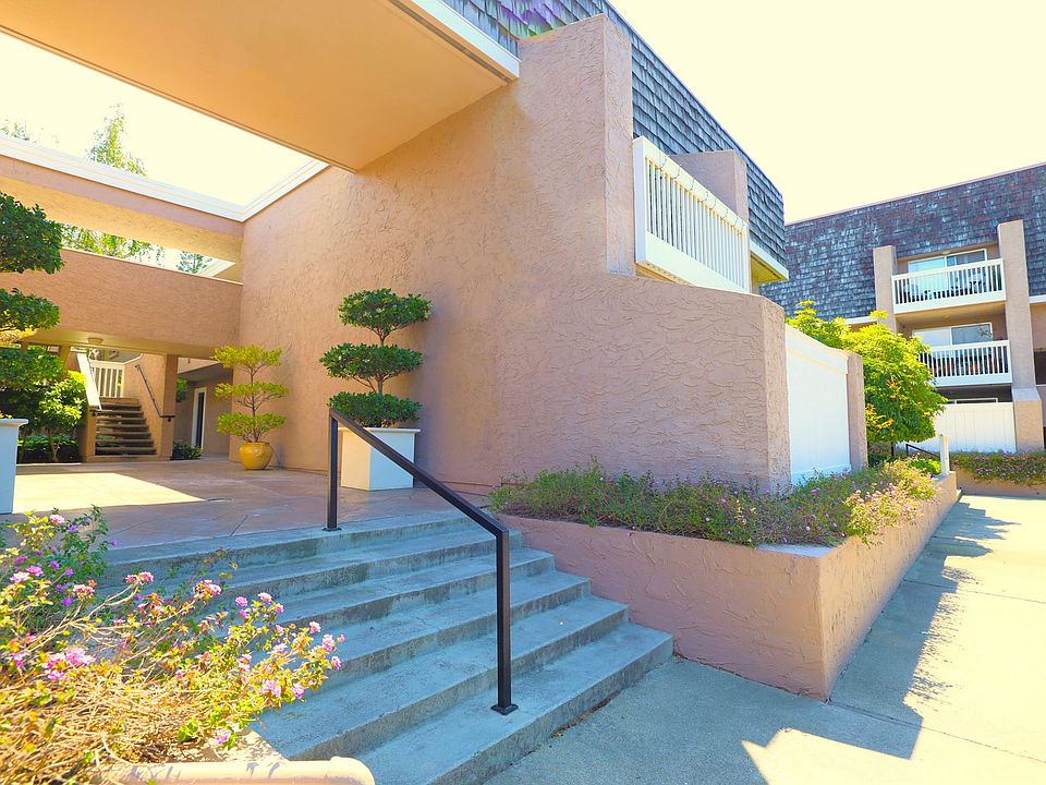 1st image of 675 Sharon Park Dr APT 237