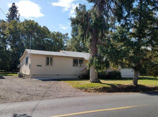 1359 Camp Baker Rd, Phoenix, OR 97535