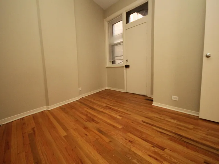 424 W Belden Ave #1W — Photo 13