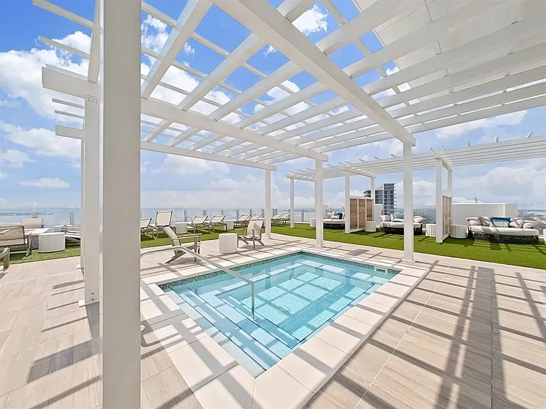2910 W Barcelona St #604 — Photo 49