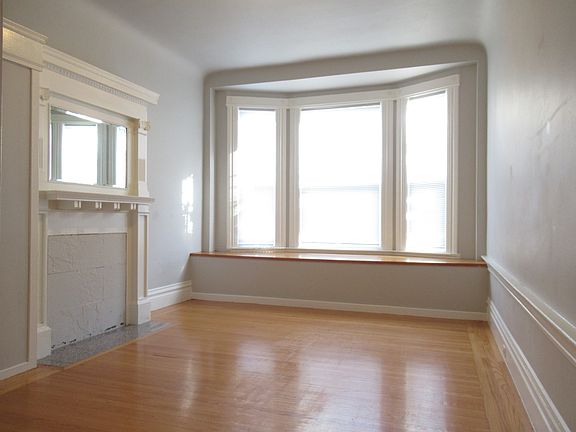 4th image of 1720 Washington St