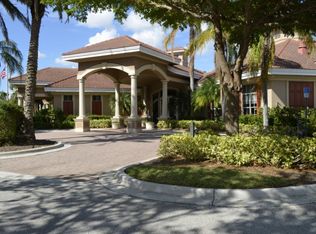 5120 W Hyde Park Ct APT 203, Fort Myers, FL 33912
