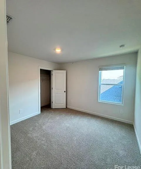 1265 30th St NE — Photo 15