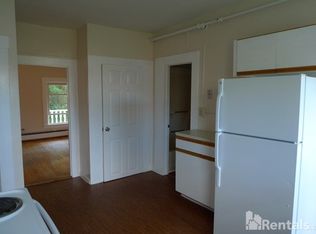 18 State St #A, Windsor, VT 05089