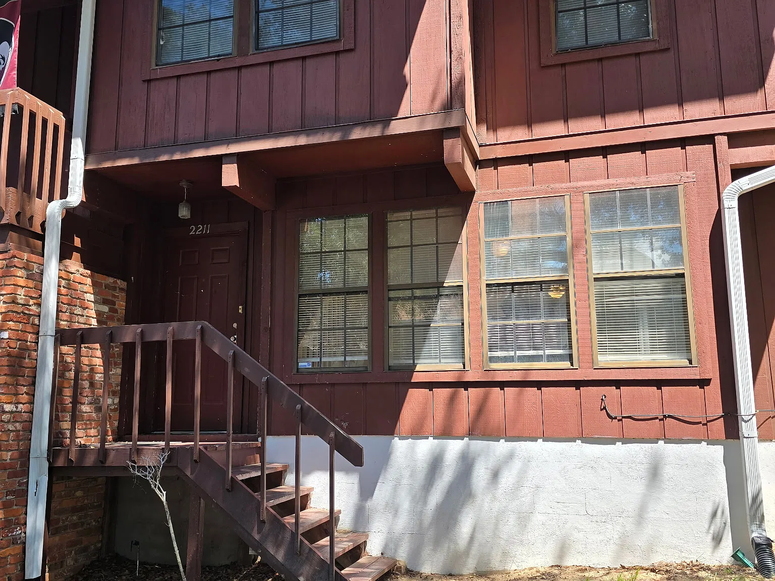 3 bed, 2.5 bath, 1180 sqft, $1,400 — Photo 1