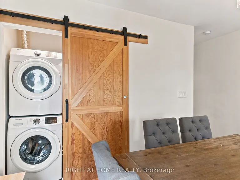 77 Lappin Ave #MAIN UPPER — Photo 31