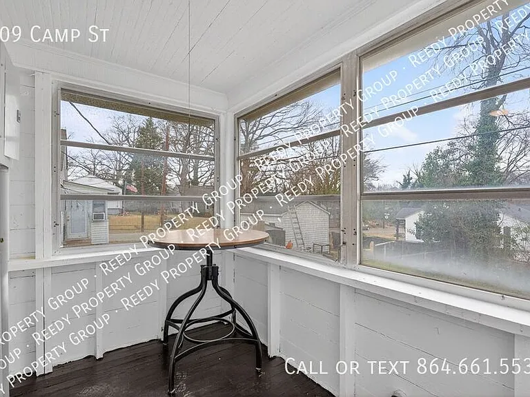 109 Camp St — Photo 17