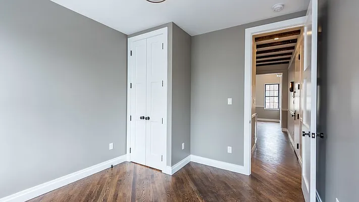 Rented by Nooklyn NYC LLC | media 93