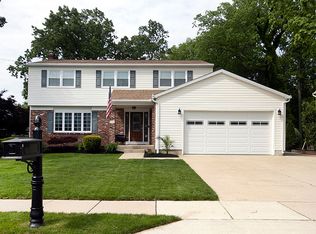 13 Fern Rd, Turnersville, NJ 08012