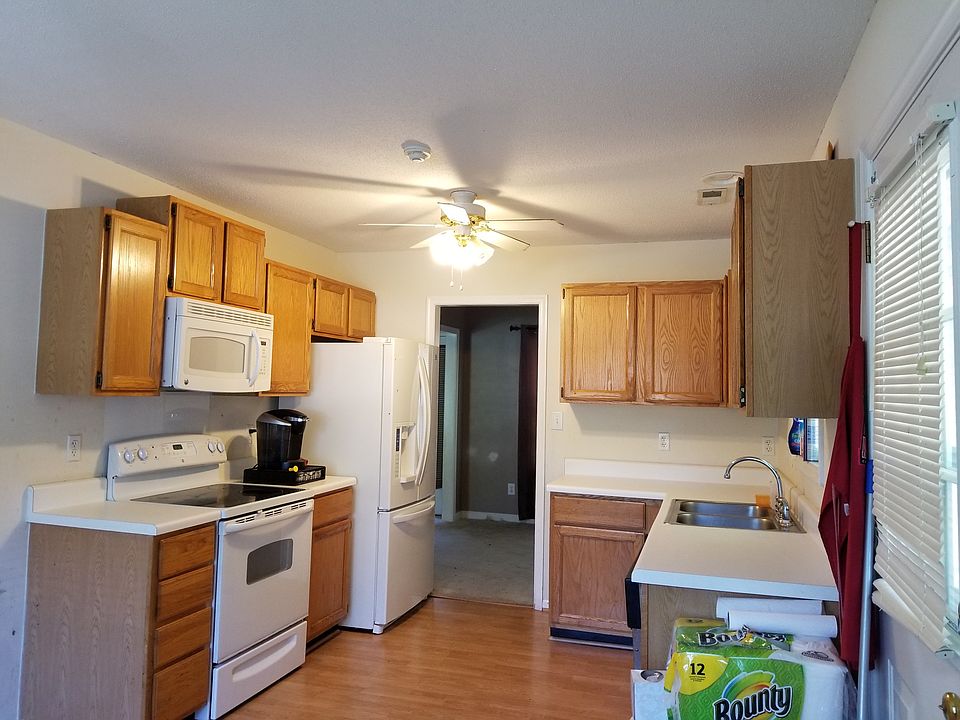 2nd image of 6784 Ironwood Cir