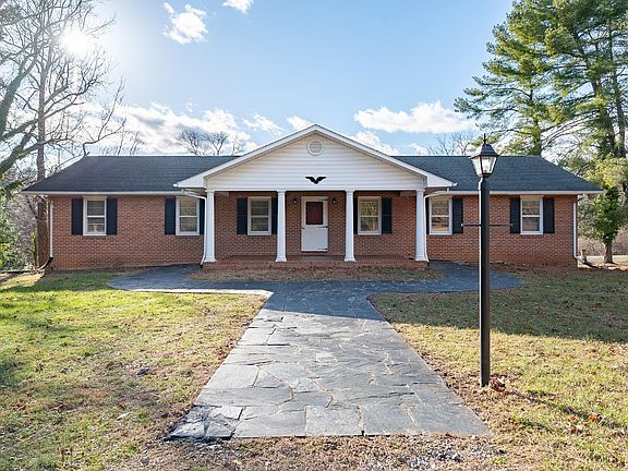 3rd image of 1608 Venture Blvd #1606