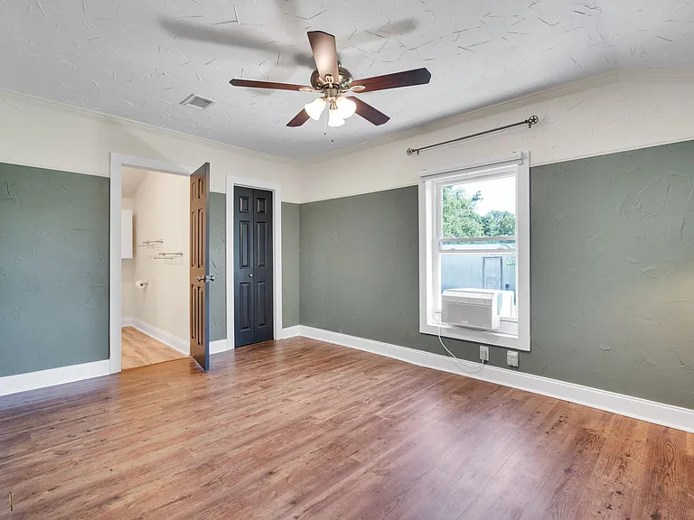 5425 County Road 319 — Photo 7