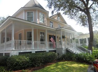 214 Five Pounds Rd, Saint Simons Island, GA 31522