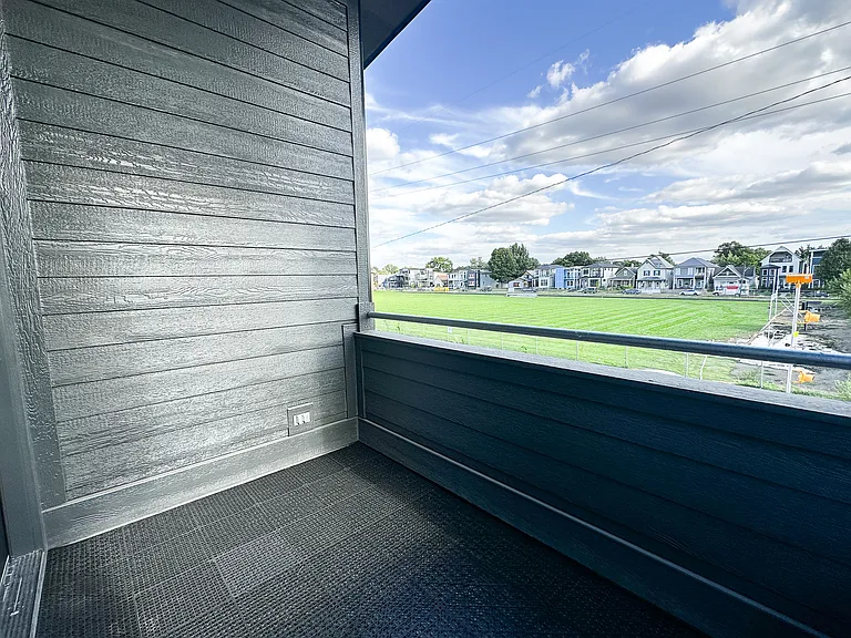 Second Floor Deck Overlook