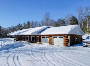 250 Lakeview Rd, Bancroft, ON K0L1C0