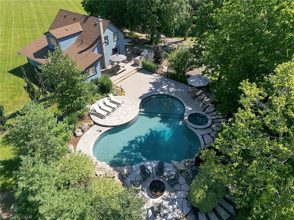 1st image of 62 Thompson Rd