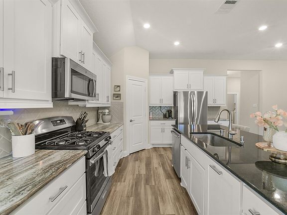 5th image of 21843 Rose Maris Ln