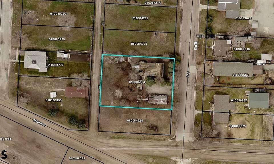 1st image of 203 2nd Ave