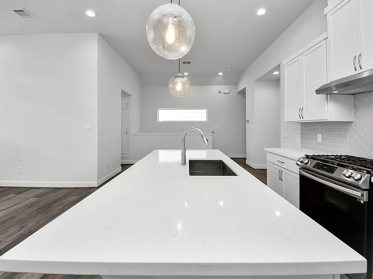 9577 Neuens Rd #B — Photo 18