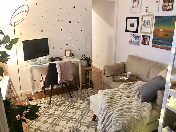 4th image of 168 W 107th St APT 1D